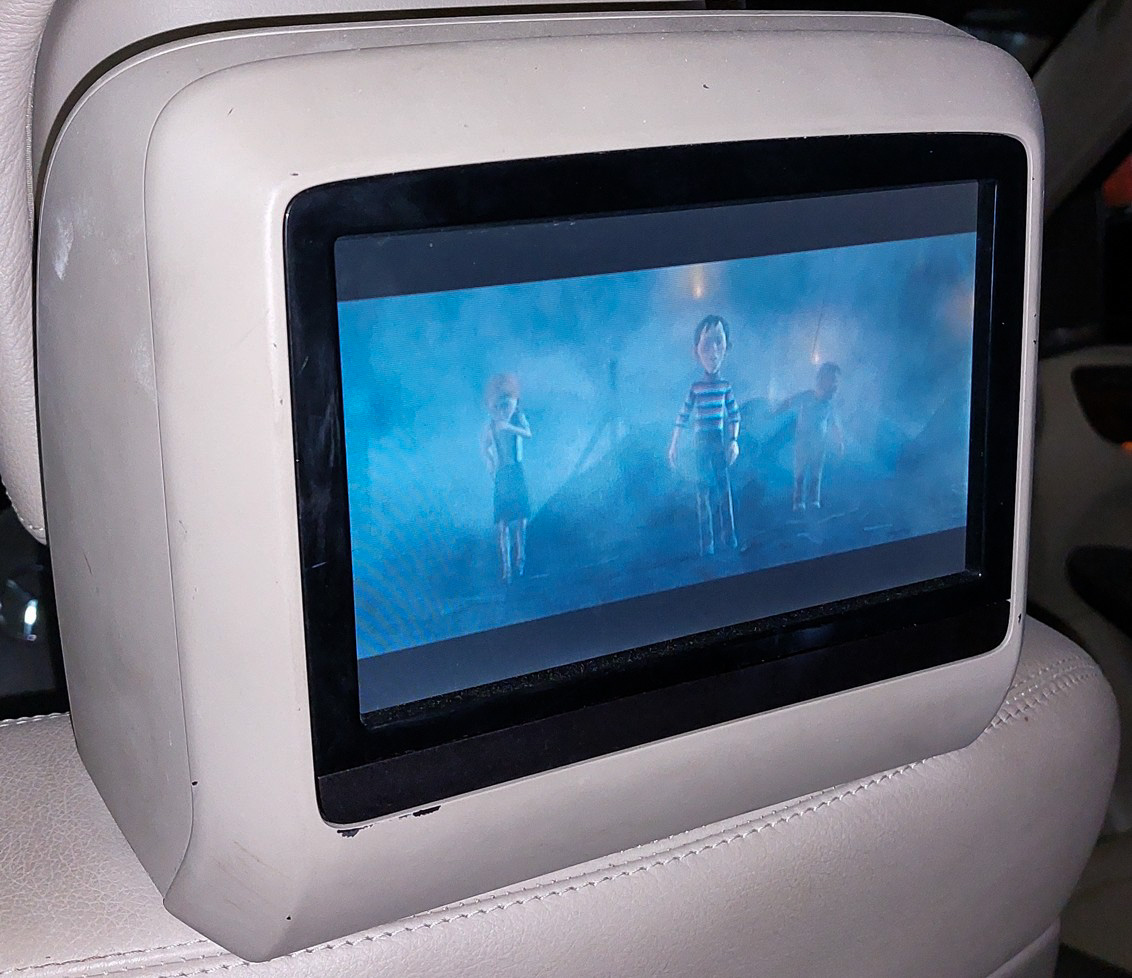 11-19 MERCEDES E GL ML S CLASS REAR LEFT OR RIGHT HEADREST MEDIA VIDEO SCREEN — exact item pictured